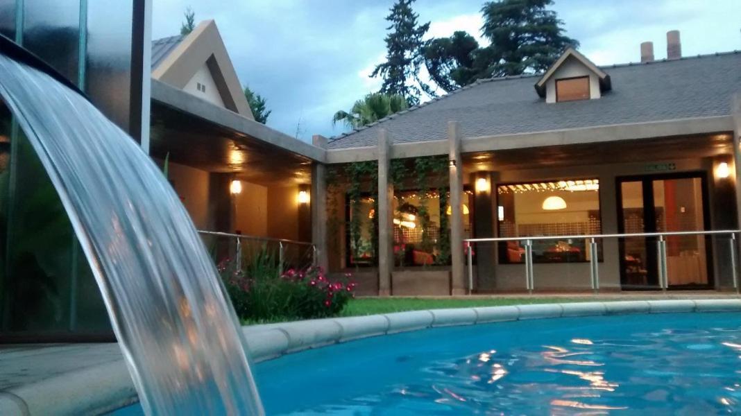 Howard Johnson Hotel Yerba Buena Luaran gambar