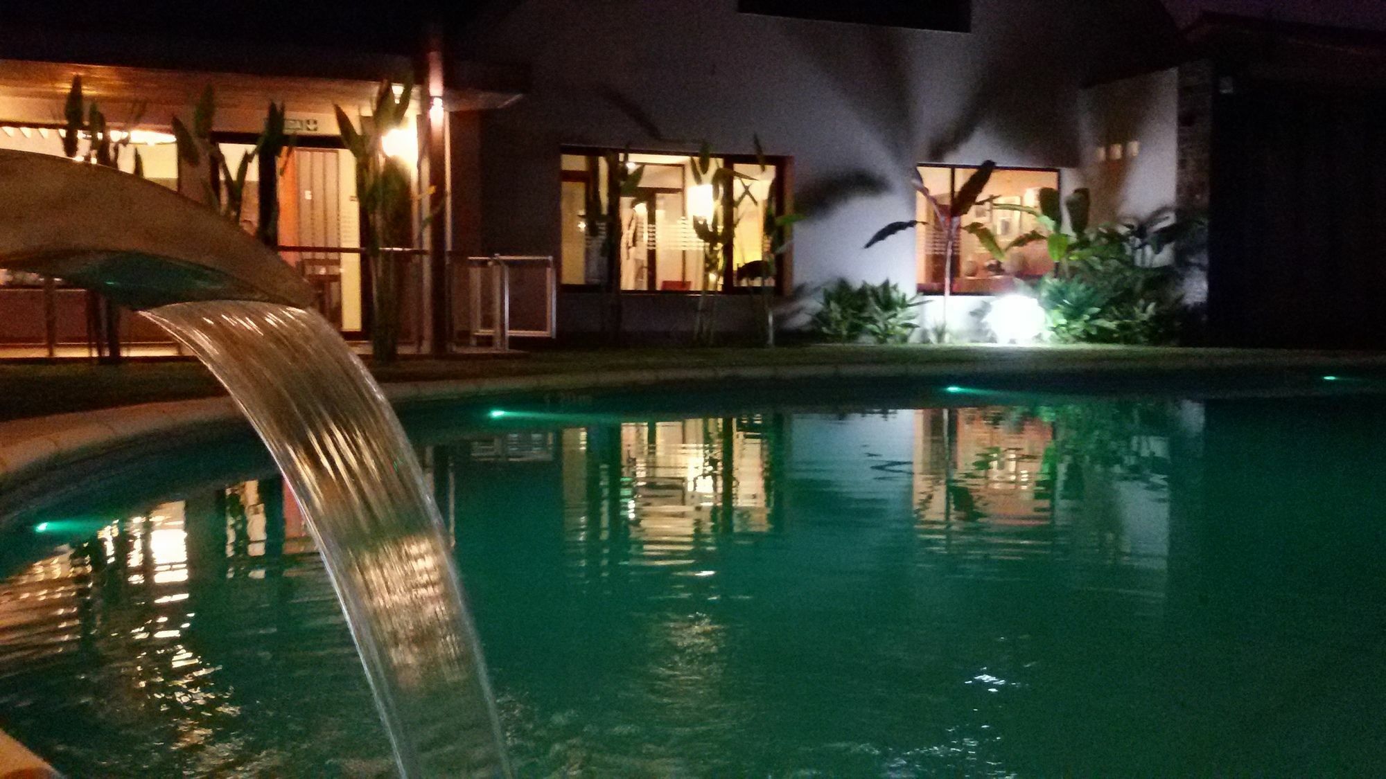 Howard Johnson Hotel Yerba Buena Luaran gambar